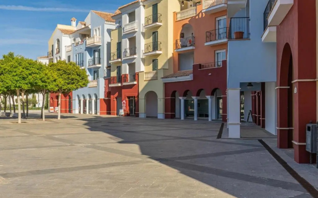 Comfortable Apartment Well Located Near Supermarket - CO212LT