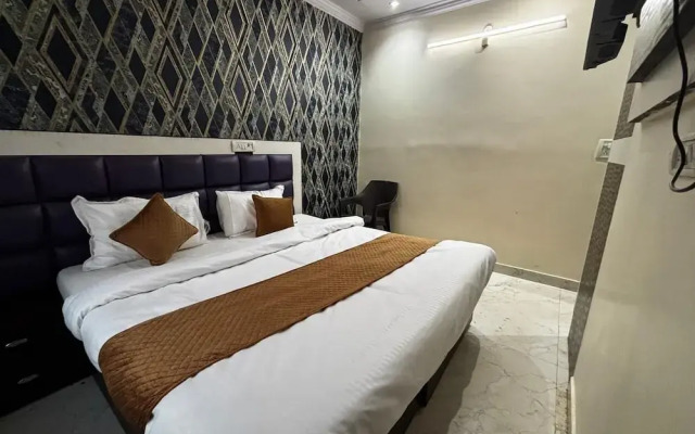 Hotel Akash Continental
