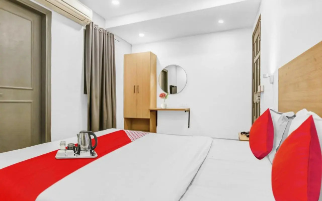 OYO Flagship 70269 Hotel Rudra Grand