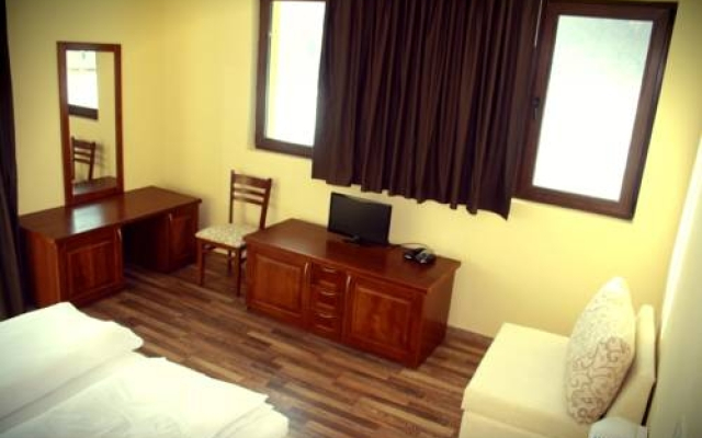 Komhotel