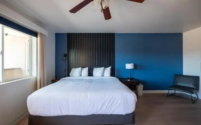 Balanced Rock Inn