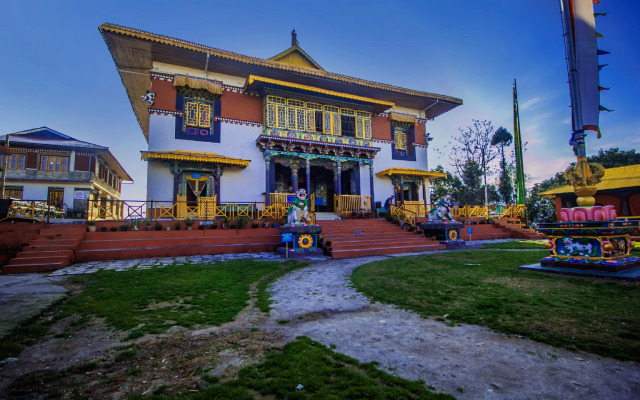 OYO 49861 Hotel Himalayan