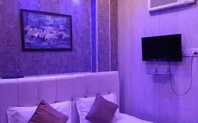 Shiv Kashi P Guest House By Glitz Hotels