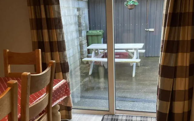 Home From Home, Tralee. Ideal Location
