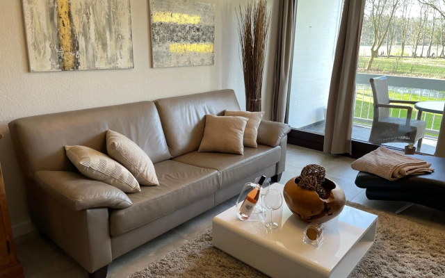 Moderne Ferienwohnung / Top City- u. Wasserlage am Yachthafen Bad Zwischenahn