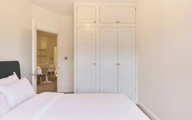 The Streatham Courtyard Nest