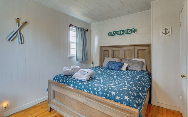 Ludington Vacation Rental - Walk to Lake Michigan!