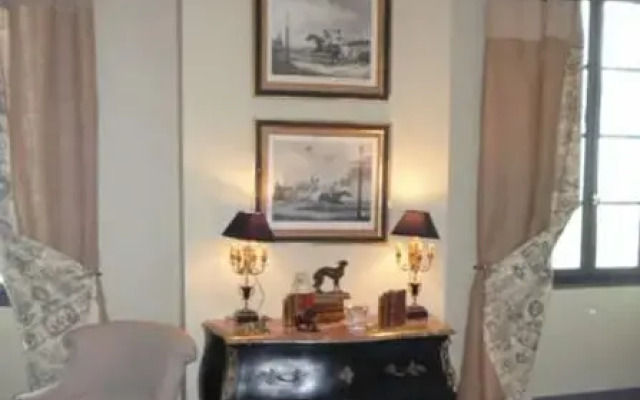 Chambre dhôtes - Château Commarque