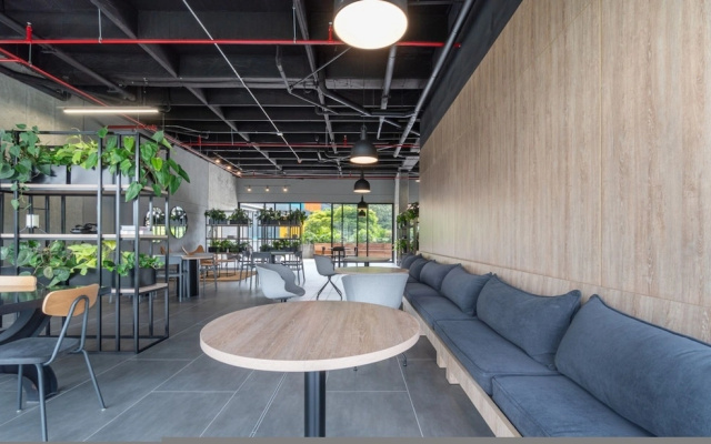 Go Living Suites - 1010