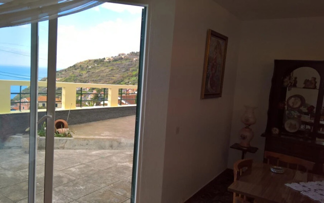 The Sun Palms House