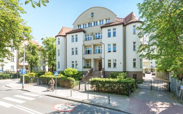 Апартаменты Sopot Prestige by Welcome Apartment Сопот вид на фасад