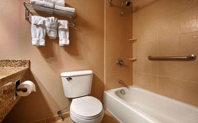 Best Western Plus Main Street Inn