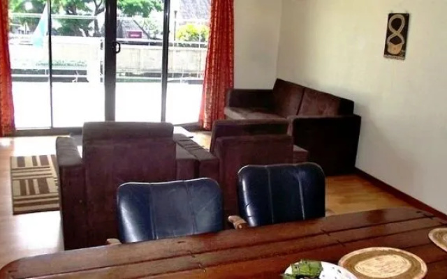 Hans Travel Inn