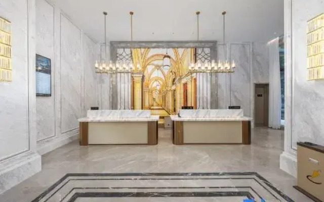 Vienna International Hotel (Chengdu Panda Base Beihu Park Branch)