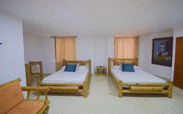 Hotel Toledo Plaza