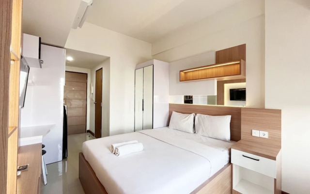 Restful And Simply Look Studio Vida View Makassar Apartment