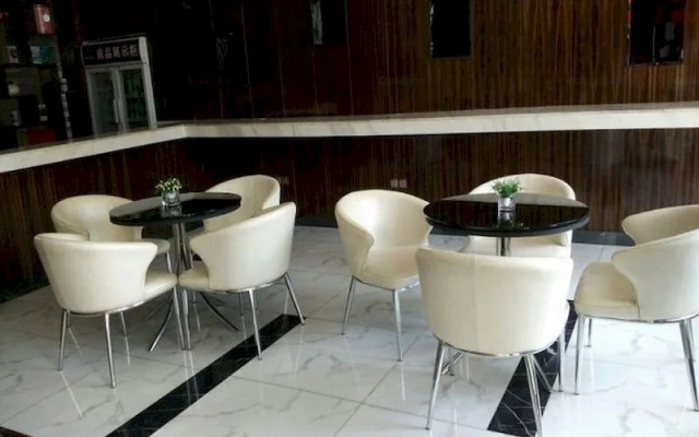 Jiajie Inn Haikou Fruit Market Branch