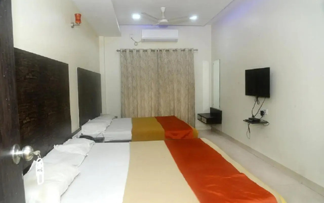 Hotel Radhika Pune