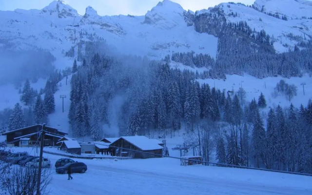 Appartement La Clusaz, 3 pièces, 6 personnes - FR-1-437-1