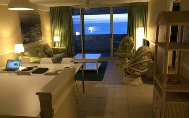 Atlantis Condo 1407