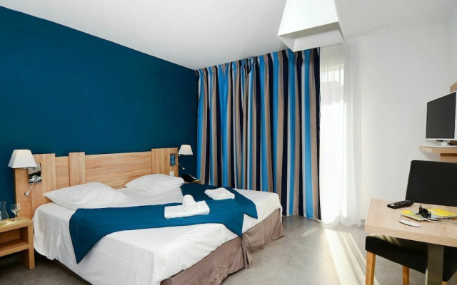 Cap D'agde Family Gem