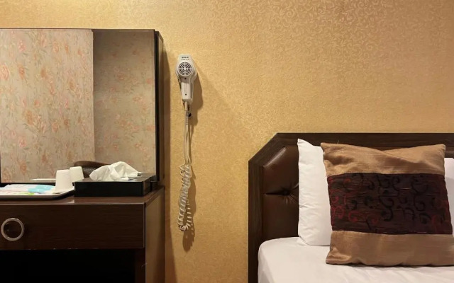 Shinyes Motel