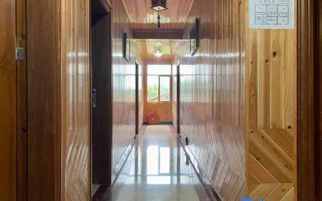 Zhaoxing Dongzhai Lv'anju Inn