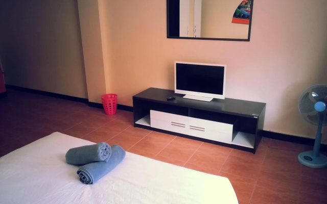 OYO 963 Sunshine Guesthouse