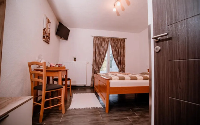 House Karakas