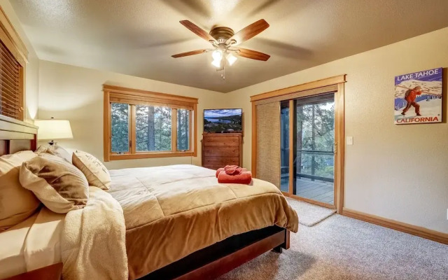 Golden Bear Lodge