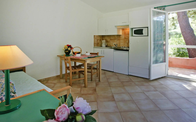 Res. Cala Bianca, Borgo-Plage, apartment near the sea