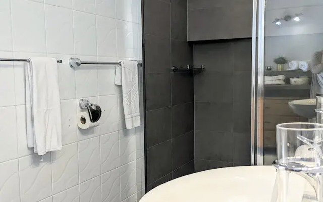 Large Holiday Apartment With Sauna