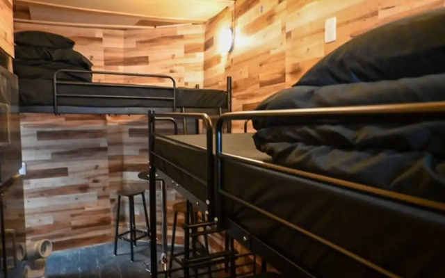 Wanderlust Inn