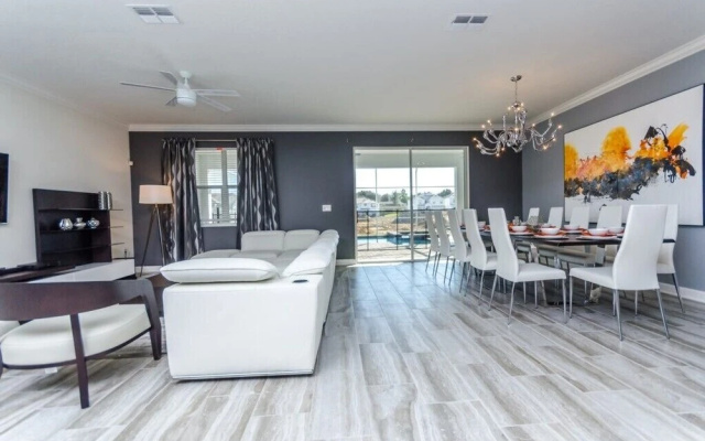 9-Bedroom Villa in Davenport 9036HS