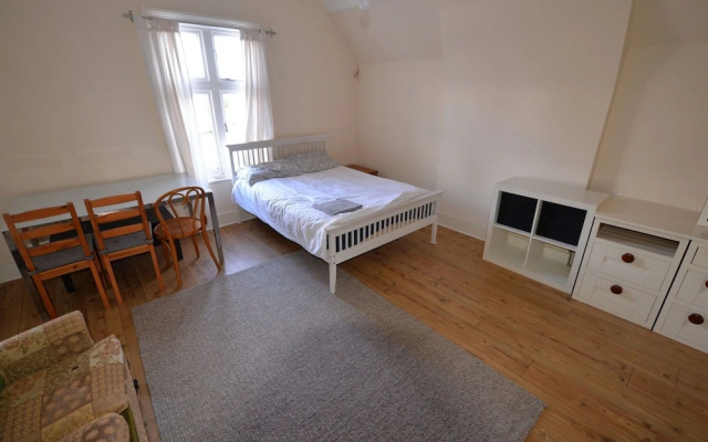 Charming Holiday Home in Leamington Spa Near Jephson Garden