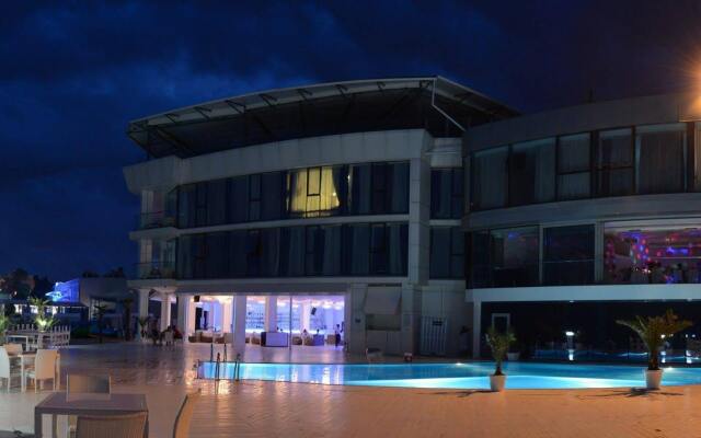 Boutique Hotel Portofino вид на фасад