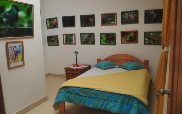 Birdwatchers House y Lodge