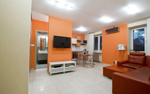 Goodnight Warsaw Apartments