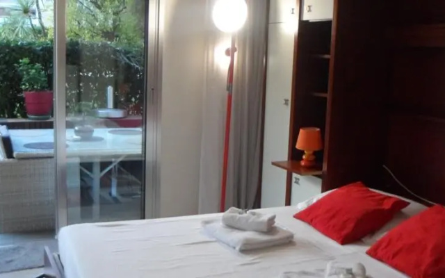 Cannes Home Rental studio Carnot