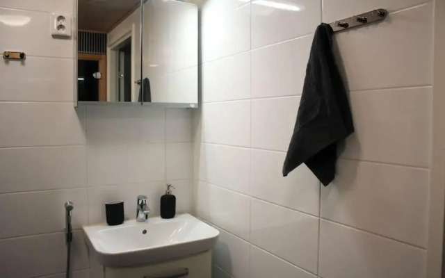 Modern apartment with Sauna, near Transit Hub/Dixi