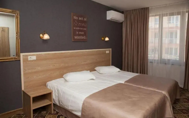 Hotel Motto