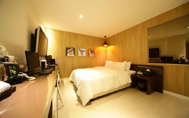 Sheel Hotel(쉴호텔)