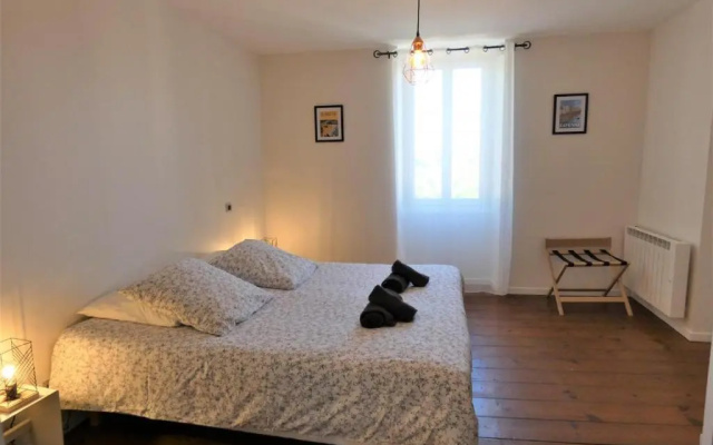 Gîte Saint-Lon-les-Mines, 8 pièces, 15 personnes - FR-1-360-686