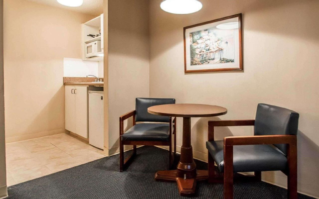 Suburban Extended Stay Hotel Airport