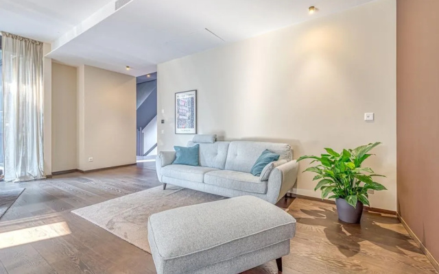 Icon H 303 Suite Micro-living