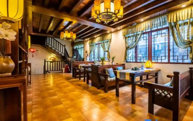 Ximen Chuixue Inn