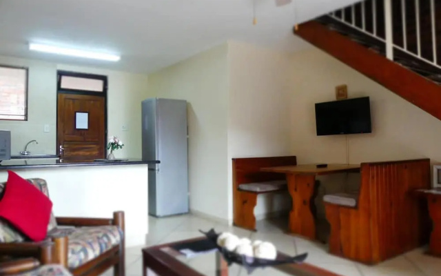 Flamingo Holiday Apartments