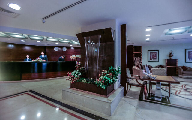 Savoy Crest Hotel Apartments 2