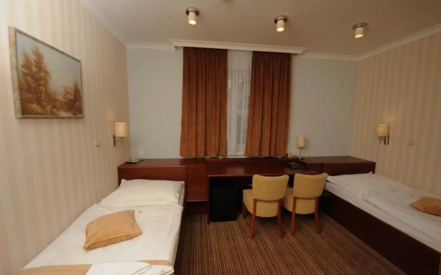 Hotel Encian