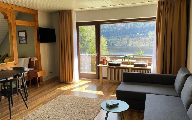 Titisee Haus an der Sonne by Kuckucksnester